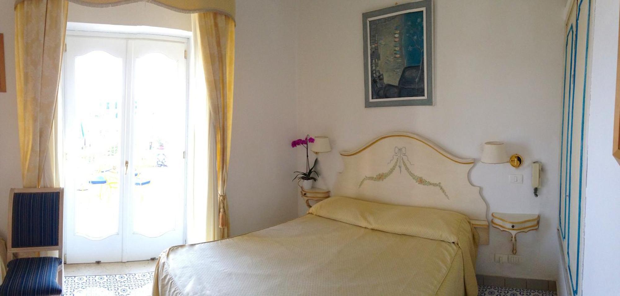 Hotel Villa Delle Palme In Positano Room photo